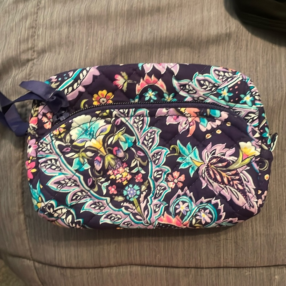 New Vera Bradley cosmetic bag